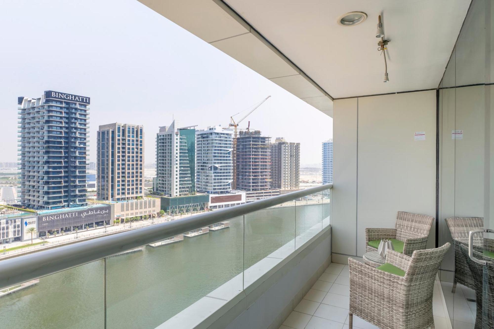 Damac Canal Views Residences 迪拜 外观 照片