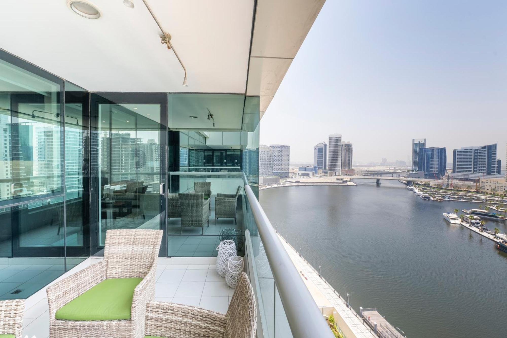 Damac Canal Views Residences 迪拜 外观 照片