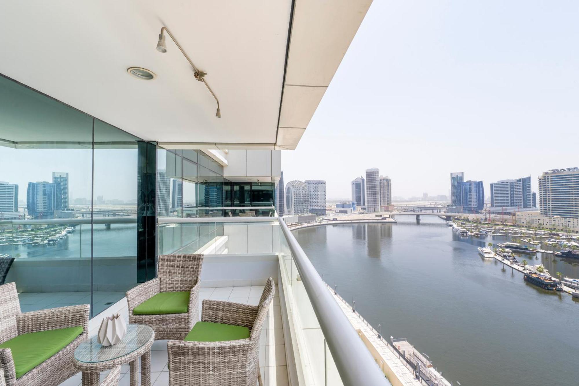 Damac Canal Views Residences 迪拜 外观 照片