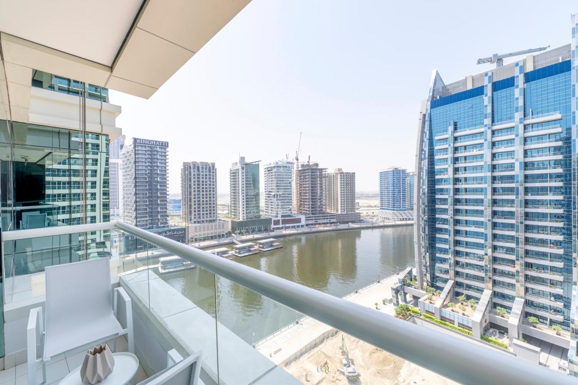 Damac Canal Views Residences 迪拜 外观 照片